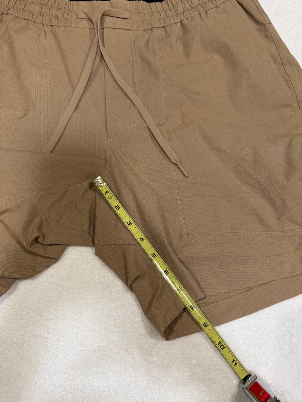 lululemon athletica Men's Drawstring Athletic Shorts - Tan - Picture 6 of 6